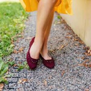 Charlie Stone Hallstatt Handmade Vintage / Retro Block Heels in Maroon Suede